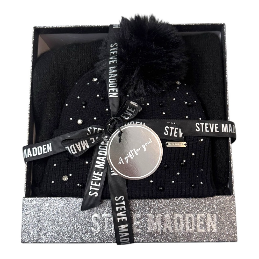 Steve Madden Embellished Hat and Scarf Set Women’s Black Gift Box Beanie Toque